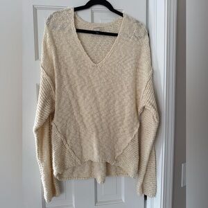 Women’s Universal Thread Cream Chunky Knit V-Neck Sweater Size Large Oversized